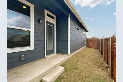 8901 Panhandle Drive, Austin, TX 78747 - Photo 19