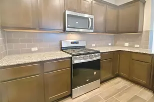 8901 Panhandle Dr, Austin, TX 78747 - Photo 9