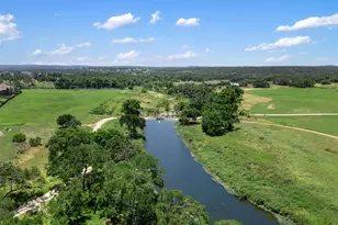 369 SW Crosswater Ln, Dripping Springs, TX 78620 - Photo 21