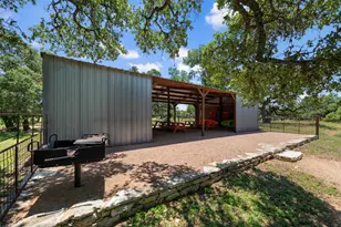 369 SW Crosswater Ln, Dripping Springs, TX 78620 - Photo 23