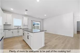 204 Bethany Crk Dr, Hutto, TX 78634 - Photo 13