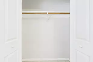 304 E 33rd St, Austin, TX 78705 - Photo 17