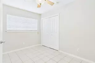 304 E 33rd St, Austin, TX 78705 - Photo 13