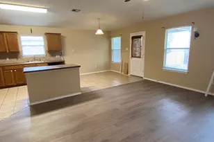 258 Western Dr, Kyle, TX 78640 - Photo 3