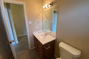 258 Western Dr, Kyle, TX 78640 - Photo 9