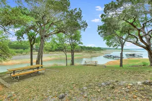 119 Bedford Dr, Spicewood, TX 78669 - Photo 11