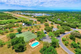 119 Bedford Dr, Spicewood, TX 78669 - Photo 17