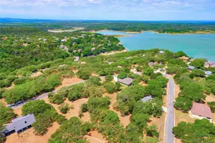 119 Bedford Dr, Spicewood, TX 78669 - Photo 15