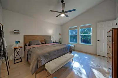 8406 Los Ranchos Drive, Austin, TX 78749 - Photo 15