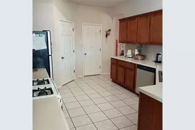 11616 Fletcher Hall Lane, Austin, TX 78717 - Photo 3