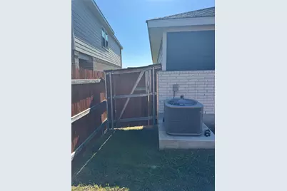 140 Grey Slate Avenue, Marble Falls, TX 78654 - Photo 27