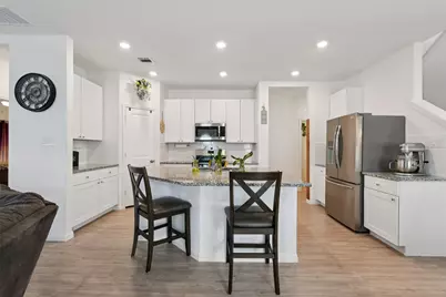 9058 Bowie Ridge, Seguin, TX 78155 - Photo 9