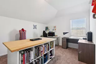 9058 Bowie Rdg, Seguin, TX 78155 - Photo 25