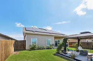 9058 Bowie Rdg, Seguin, TX 78155 - Photo 33