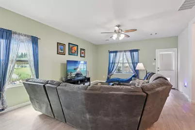 9058 Bowie Ridge, Seguin, TX 78155 - Photo 13