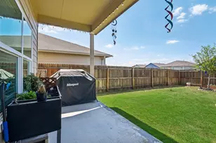 9058 Bowie Rdg, Seguin, TX 78155 - Photo 29