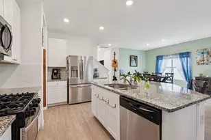 9058 Bowie Rdg, Seguin, TX 78155 - Photo 11