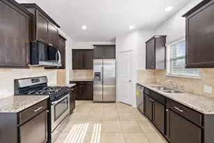 10906 Bruneau Trail, Austin, TX 78754 - Photo 7