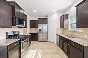 10906 Bruneau Trail, Austin, TX 78754 - Photo 7