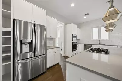 5006 Pecan Springs Road #6, Austin, TX 78723 - Photo 11