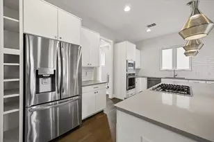 5006 Pecan Springs Rd, Austin, TX 78723 - Photo 11