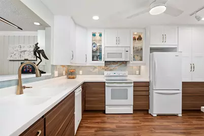 114 World Of Tennis Square #114, Lakeway, TX 78738 - Photo 7