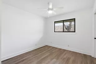 100 Howard Dr, Schertz, TX 78154 - Photo 11
