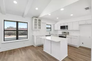 100 Howard Dr, Schertz, TX 78154 - Photo 5