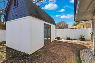 100 Howard Dr, Schertz, TX 78154 - Photo 13
