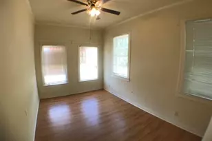 2900 Hampton Rd, Austin, TX 78705 - Photo 11
