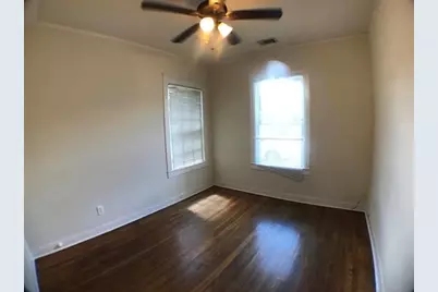 2900 Hampton Road, Austin, TX 78705 - Photo 9