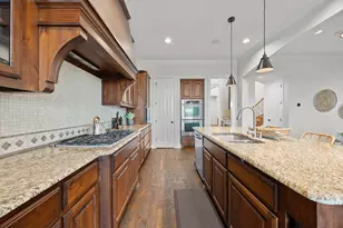 309 SANTALUZ Ln, Austin, TX 78732 - Photo 11