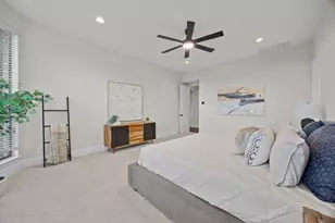 309 SANTALUZ Ln, Austin, TX 78732 - Photo 17