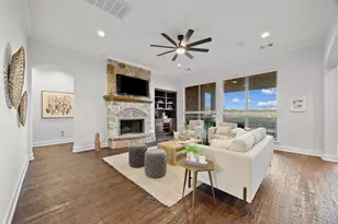 309 SANTALUZ Ln, Austin, TX 78732 - Photo 9