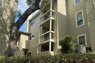 114 E 31st St, Austin, TX 78705 - Photo 13