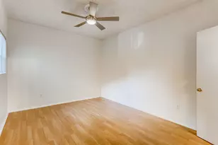 114 E 31st St, Austin, TX 78705 - Photo 9