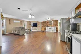 107 SW Forest Hill Cove, Dale, TX 78616 - Photo 7