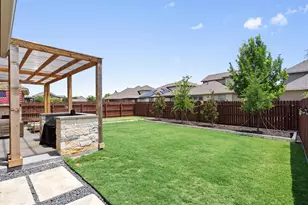 705 Hereford Loop, Hutto, TX 78634 - Photo 33