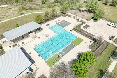 705 Hereford Loop, Hutto, TX 78634 - Photo 37