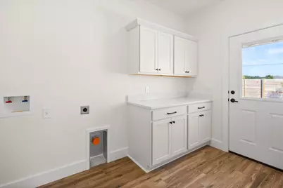 802 S Creek Street #108, Fredericksburg, TX 78624 - Photo 17