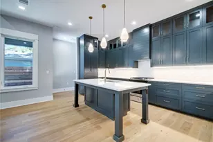 1417 Fairwood Rd, Austin, TX 78722 - Photo 9