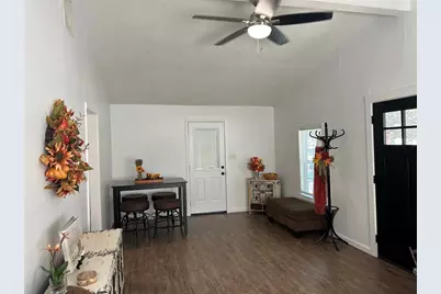 317 Webb Street, Smithville, TX 78957 - Photo 7