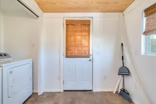 116 E Moeller St, Bertram, TX 78605 - Photo 19