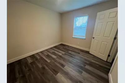 1310 Torres Street, Lockhart, TX 78644 - Photo 17