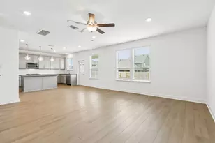 308 Daniels Dusty Trl, Georgetown, TX 78626 - Photo 5