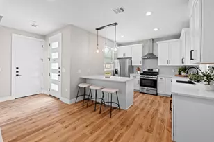 8006 Gault St, Austin, TX 78757 - Photo 5