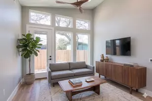 8006 Gault St, Austin, TX 78757 - Photo 5