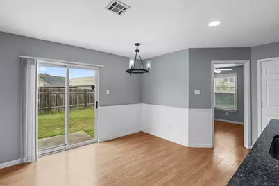112 Briarwood Court, Kyle, TX 78640 - Photo 7