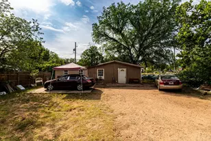 1144 Mason Ave, Austin, TX 78721 - Photo 3