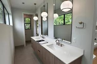 409 Clover Ct, Austin, TX 78745 - Photo 15